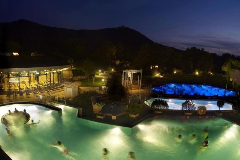 Alblounge Vip Appartement Neuffen ภายนอก รูปภาพ